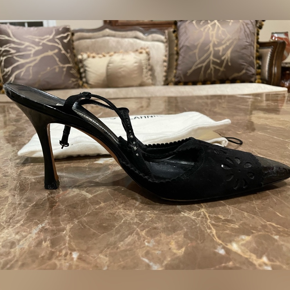 Manolo Blahnik Black Suede Pumps with T-strap and Floral Embellishment - Picture 10 of 13